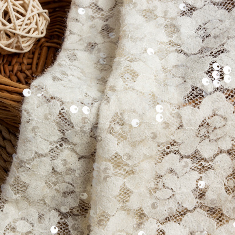 スパンコール付きの新しい豪華なレース生地、DIYの女性向けフ - Embroidery Design Patterns Flowers のレビューと価格