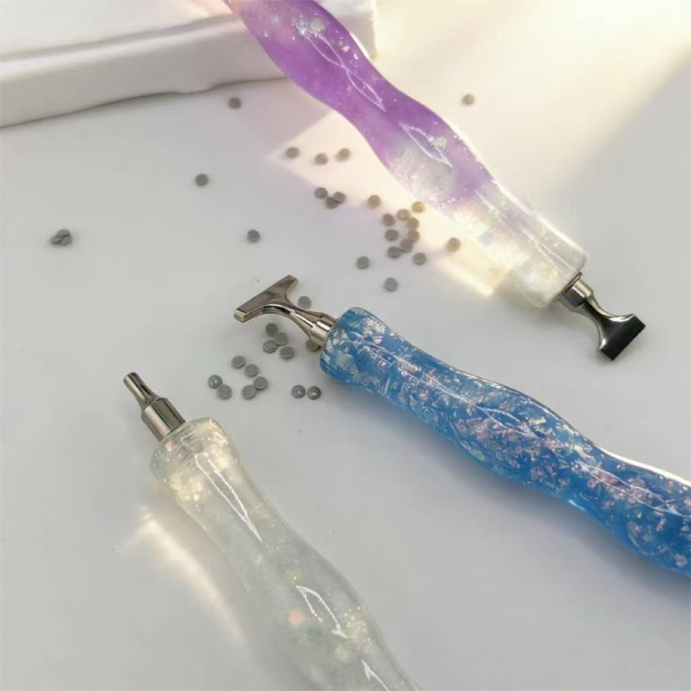 新しい波状樹脂製ダイヤモンドペインティングペン、ネジ式光沢ポ - Embroidery Tools のレビューと価格