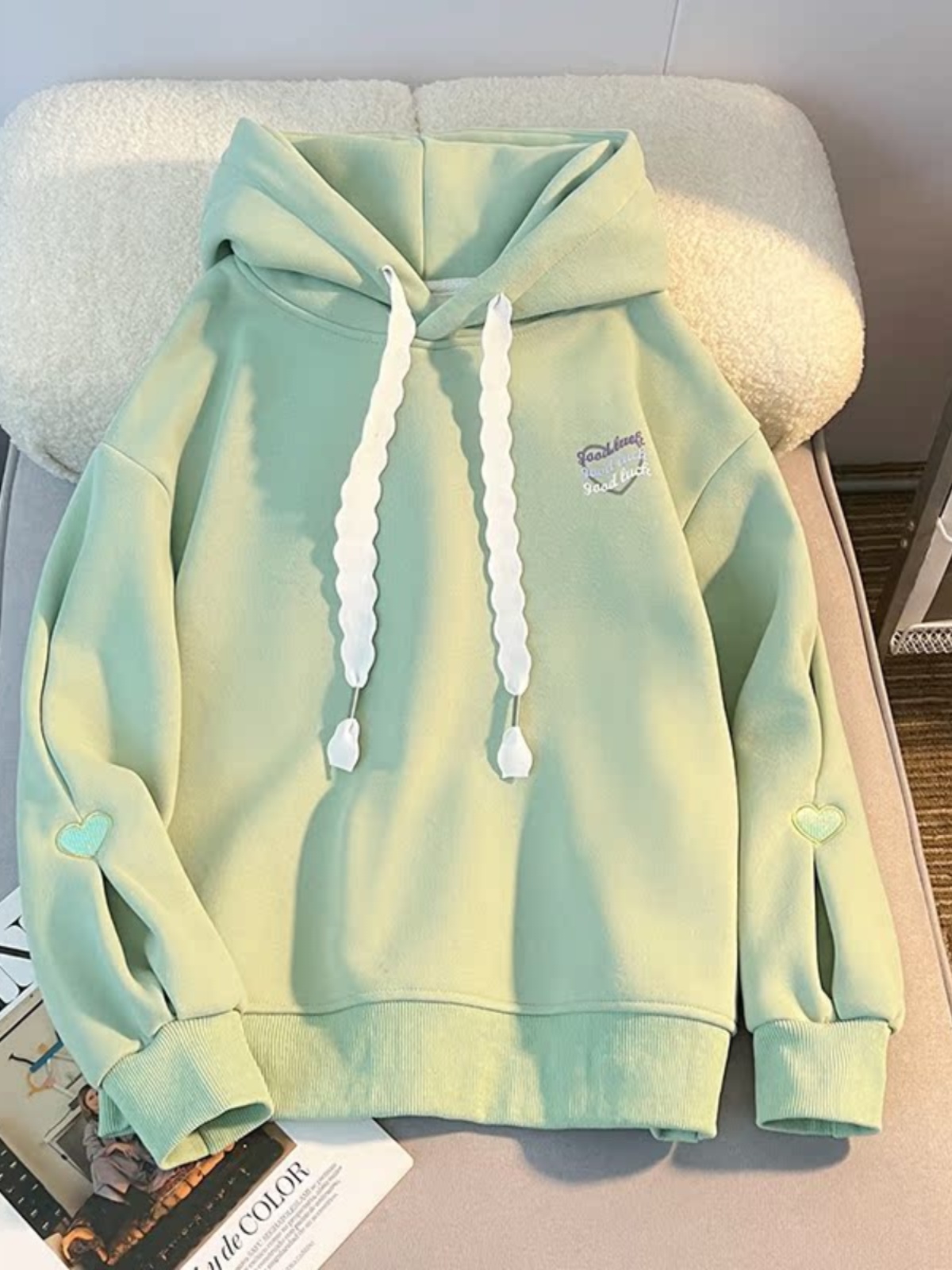 厚手のパーカースウェットシャツ女の子が大好きな刺繍デザインセ - Embroidery Design Love のレビューと価格