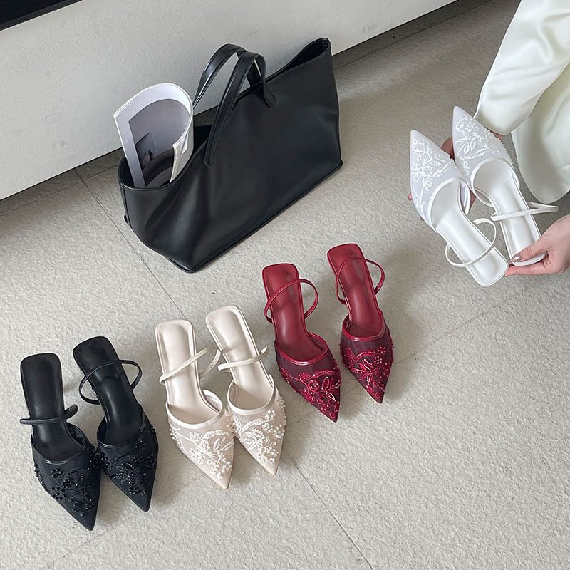 2026 エレガントなスリングバックサンダル女性薄型ハイヒー - Embroidery Flower のレビューと価格