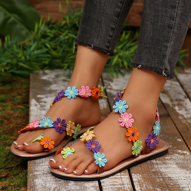 ボヘミアン刺繍フラワーデザイナーサンダル レディース 夏 2 - Embroidery Flower のレビューと価格