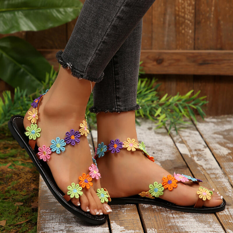 ボヘミアン刺繍フラワーデザイナーサンダル レディース 夏 2 - Embroidery Flower のレビューと価格