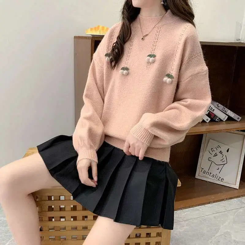 女性のための刺繍された柔らかいプルオーバー,愛らしいデザイン - Embroidery Design Love のレビューと価格