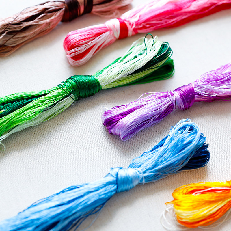 20m蘇州刺繍シルク糸8色各色DIY共通色手動枝縫いツールア - Embroidery Tools のレビューと価格