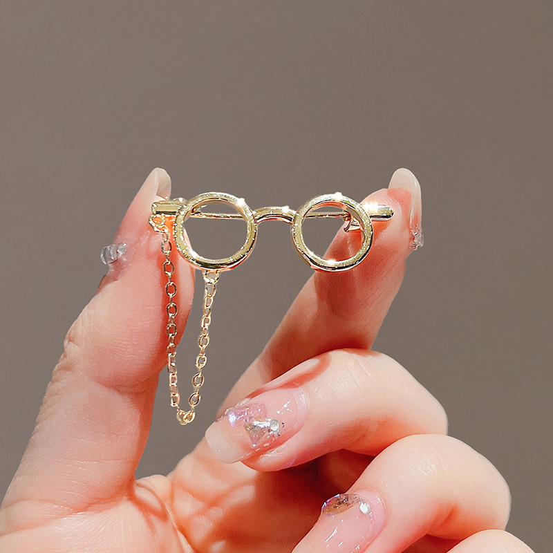 クリエイティブメガネフレームメタルブローチサングラスタッセル - Embroidery Bracelet のレビューと価格
