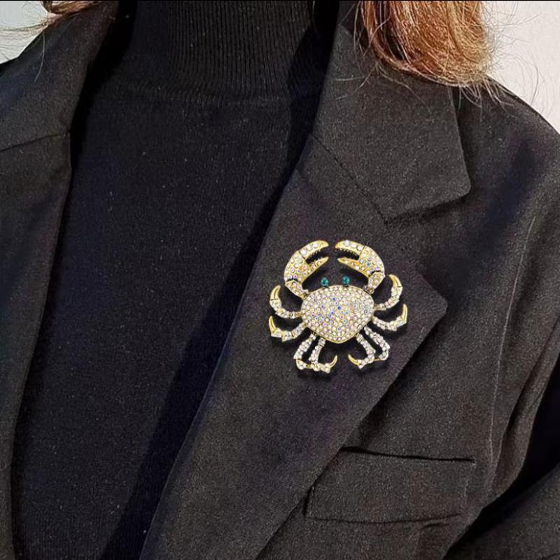 ファッションラインストーンカニブローチパーソナライズされたク - Embroidery Fish のレビューと価格